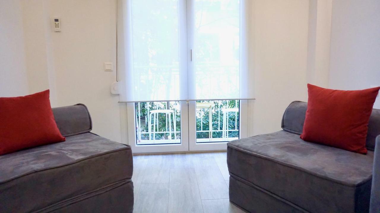 Urban Design Apt In Афины Экстерьер фото