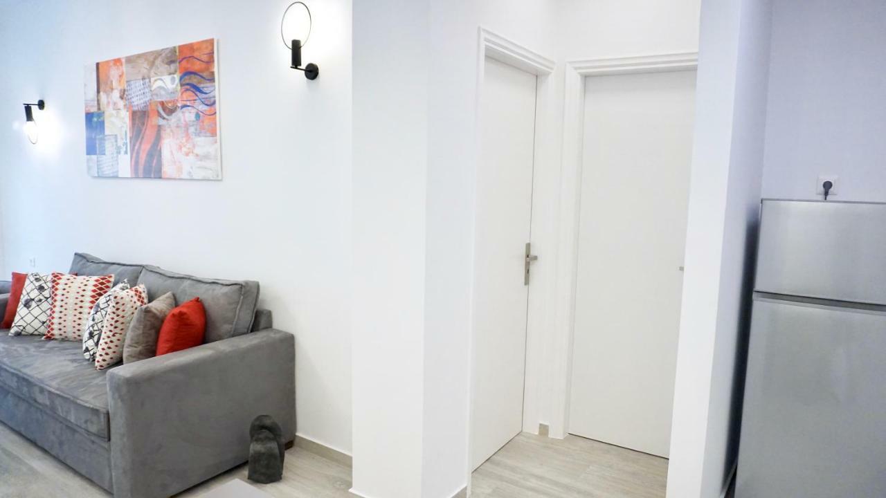 Urban Design Apt In Афины Экстерьер фото